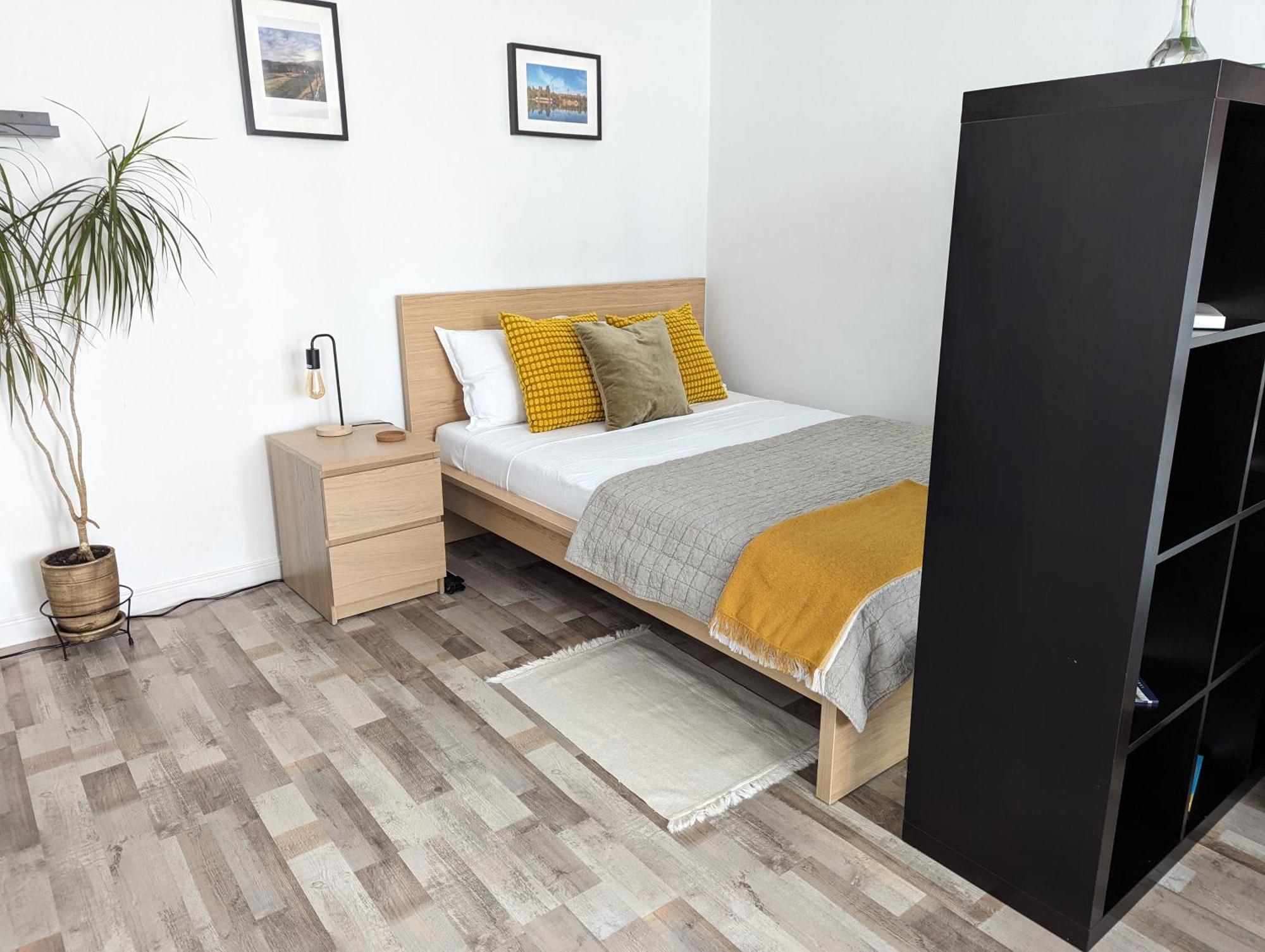 Sebastian Studio Apartment Bukarest Exteriör bild